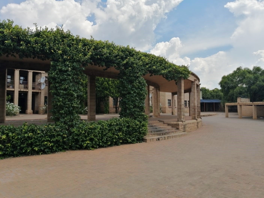 1 Bedroom Property for Sale in Brandwag Free State